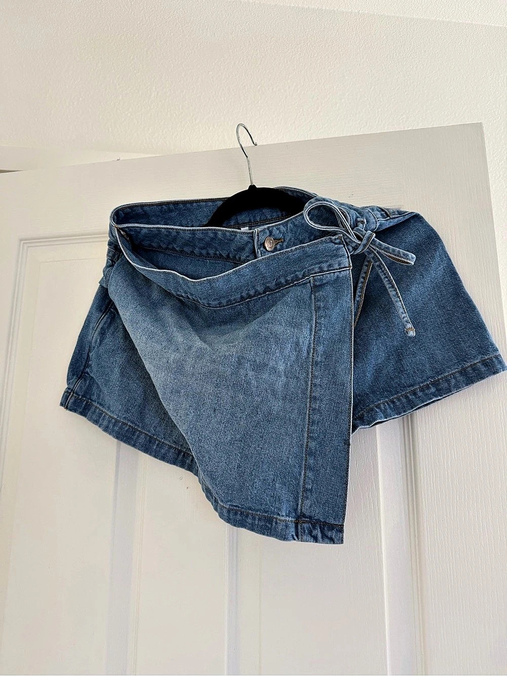 Leonisa Denim Jean Shorts Blue Size Medium